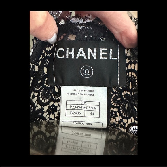 Vintage Chanel Guipure collarless lace jacket - Picture 5 of 10